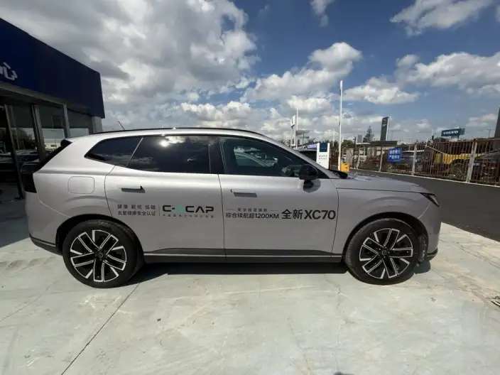 Volvo XC70 2026 Model 4WD Ultra-long Endurance Plus – фото 8