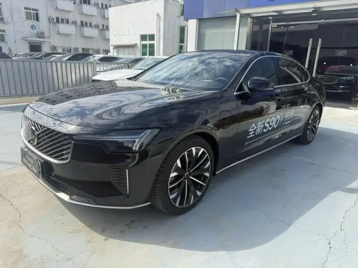 Volvo S90 PHEV 2026 Model T8 4WD Long Battery Life Pro Smart Elegance Deluxe Edition