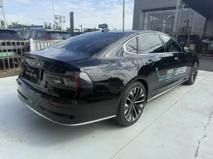 Volvo S90 PHEV 2026 Model T8 4WD Long Battery Life Pro Smart Elegance Deluxe Edition – фото 7