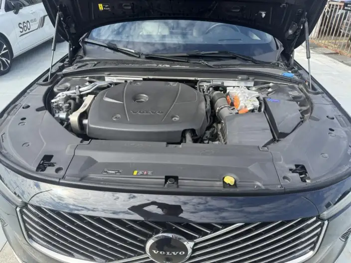 Volvo S90 PHEV 2026 Model T8 4WD Long Battery Life Pro Smart Elegance Deluxe Edition – фото 9
