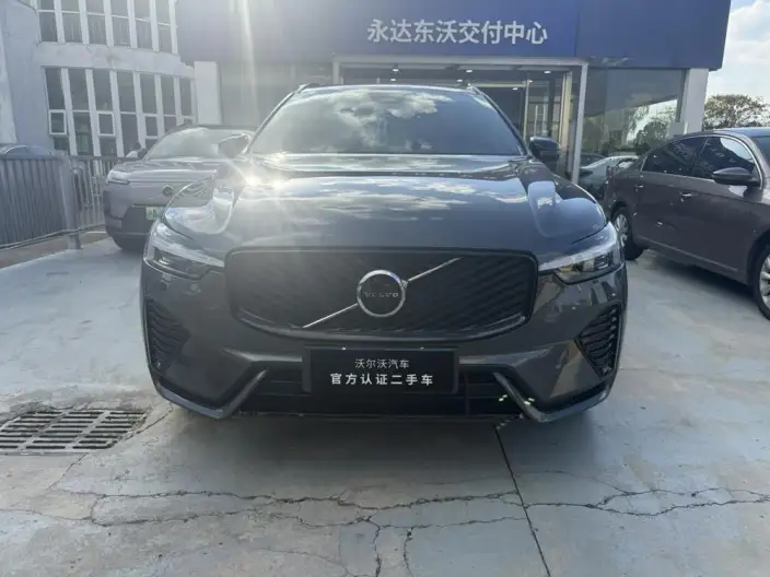 Volvo XC60 2026 Model B5 4WD Smart Range Sports Edition