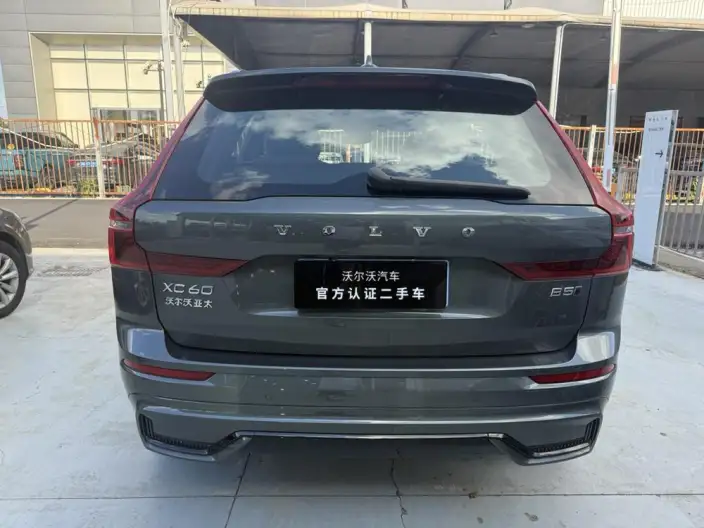 Volvo XC60 2026 Model B5 4WD Smart Range Sports Edition – фото 6