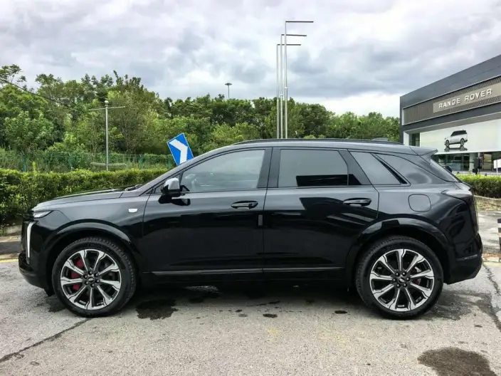 Cadillac XT5 2025 Model 28T 4WD Platinum Model
