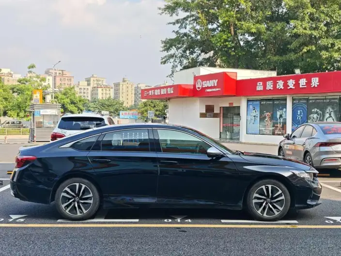 Honda INSPIRE 2022 Model Rui*Hybrid 2.0L Jingya Edition – фото 7
