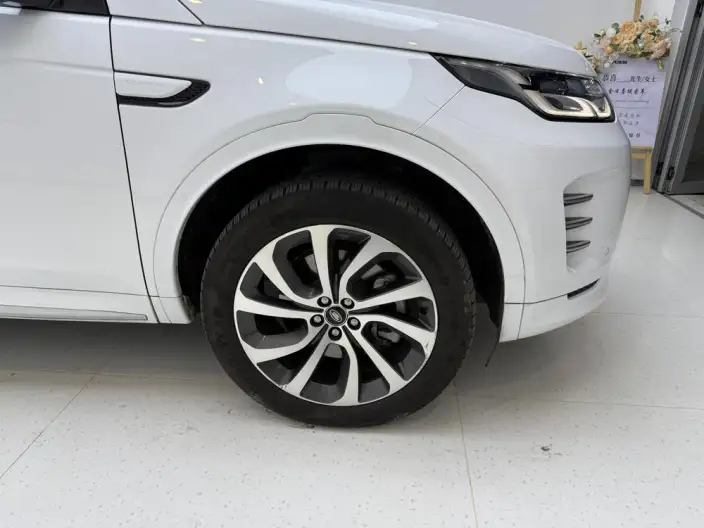 Land Rover Discovery Sport 2024 Model 249PS R-Dynamic SE Performance Technology Edition 5 seat – фото 9