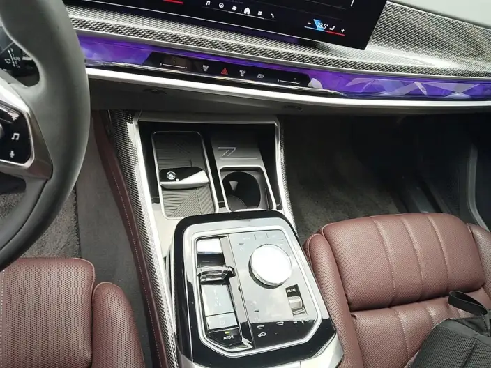 BMW i7 2023 Model xDrive60L Luxury Set – фото 9