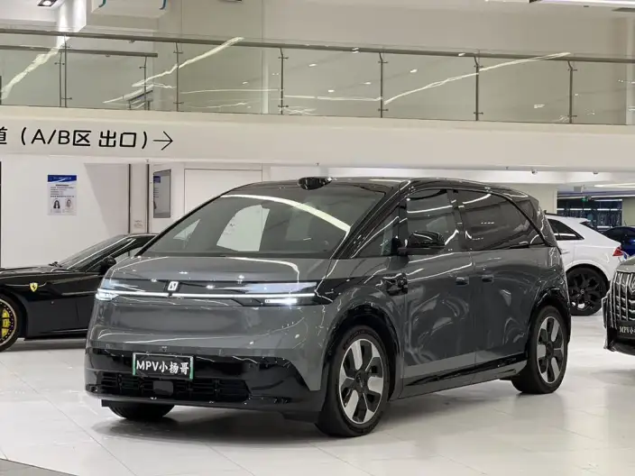 ZEEKR MIX 2025 Model 76kWh Smart Driving Edition