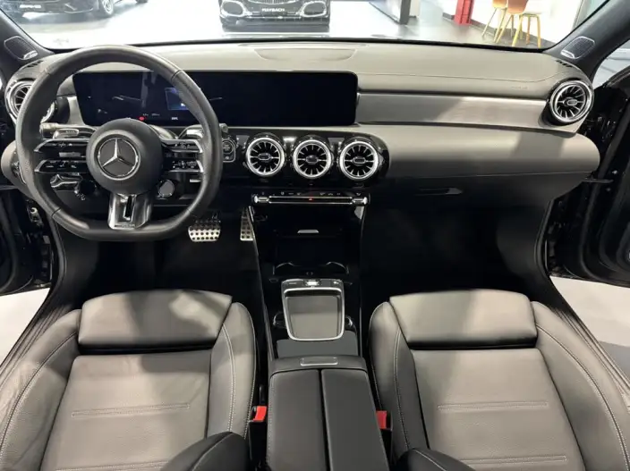 Mercedes-Benz A-Class AMG 2025 Model AMG A 35 L 4MATIC – фото 6