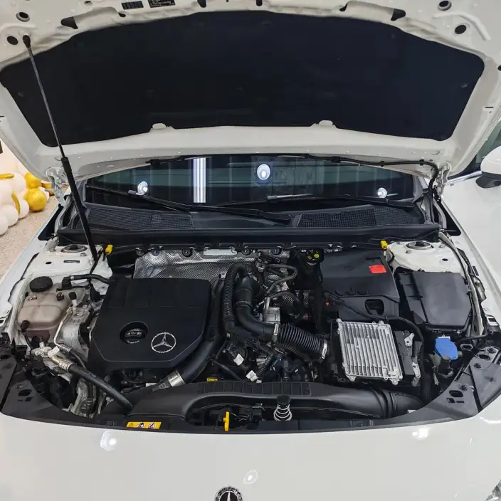 Mercedes-Benz CLA Imported 2024 Model CLA 200 Four-door Coupe – фото 7