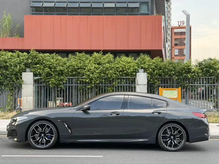 BMW 8 Series 2022 Model 840i xDrive Four-door Coupe M Sports Set – фото 4