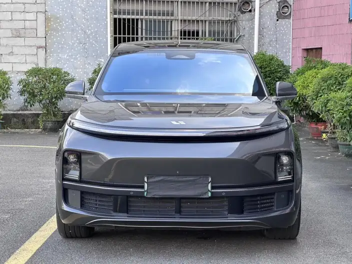 Li Auto L8 2023 Model Pro Edition