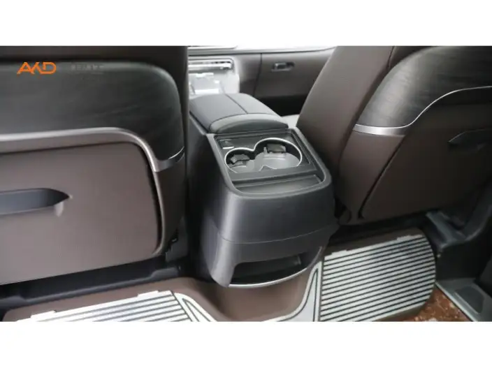 Mercedes-Benz V-Class 2024 Model V 300 L Long wheelbase Premium Edition – фото 5