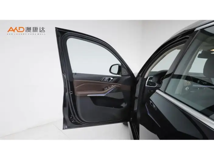 BMW X5 2022 Model Facelift xDrive 30Li M Sports Set – фото 9