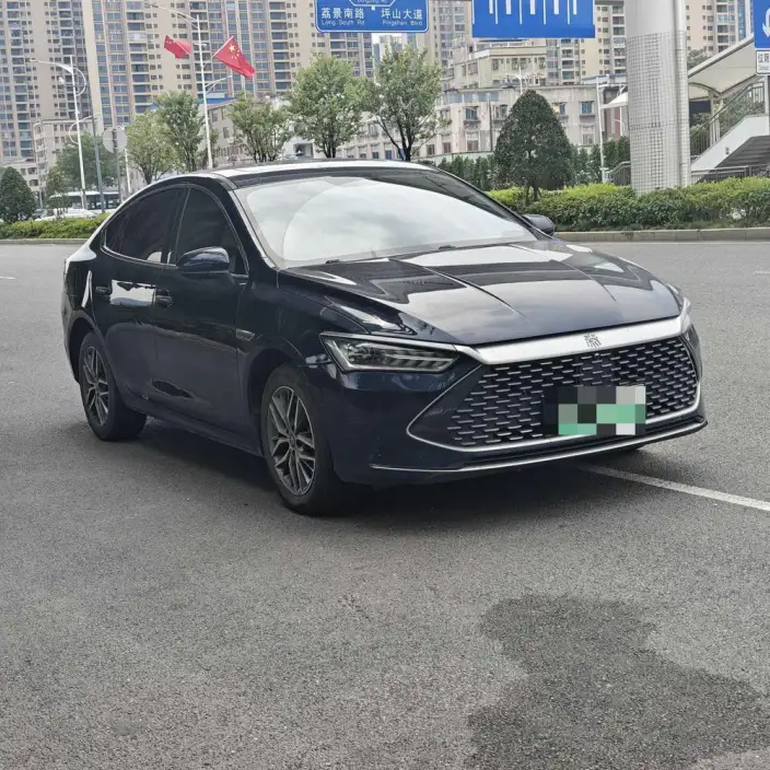 BYD Qin PLUS DM 2023 Model DM-i Champion Edition 120KM Leading Model – фото 3