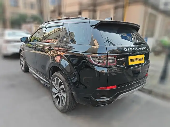Land Rover Discovery Sport 2024 Model 249PS R-Dynamic SE Performance Technology Edition 5 seat