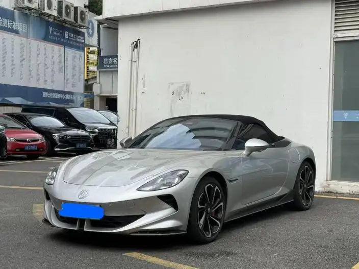MG Cyberster 2024 Model 520km Legend 4WD Edition – фото 1