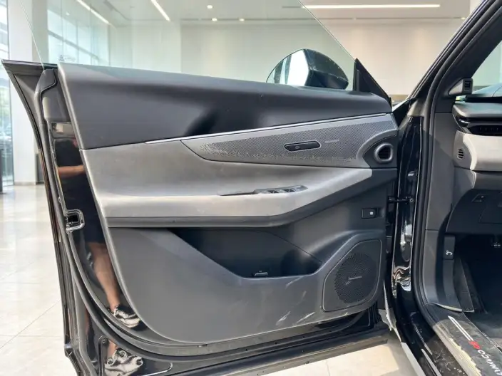 Lynk & Co 08 EM-P 2023 Model 245 Ultra-long Endurance Halo – фото 9