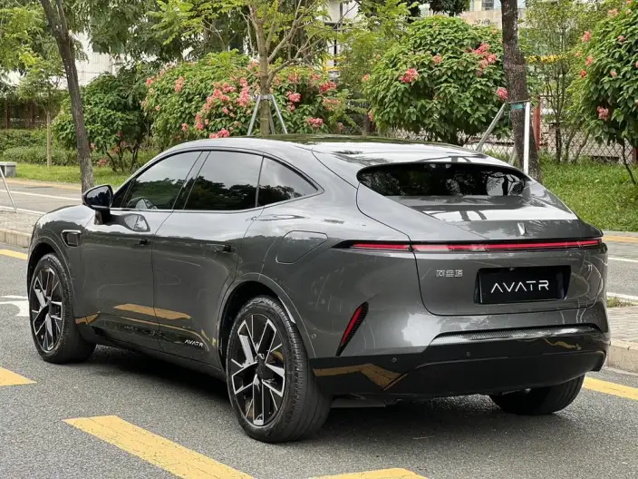 Avita 11 2023 Model 90 degree Rear Drive Edition