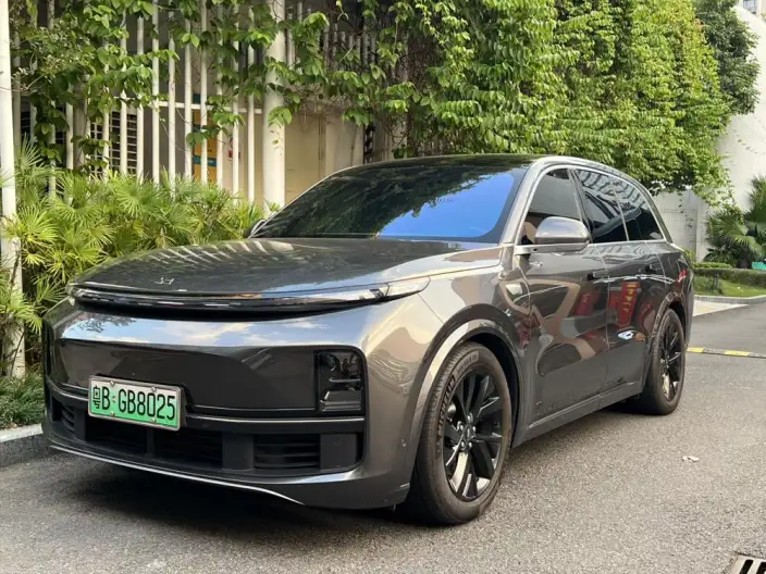 Li Auto L8 2023 Model Pro Edition