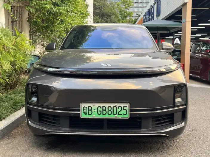 Li Auto L8 2023 Model Pro Edition