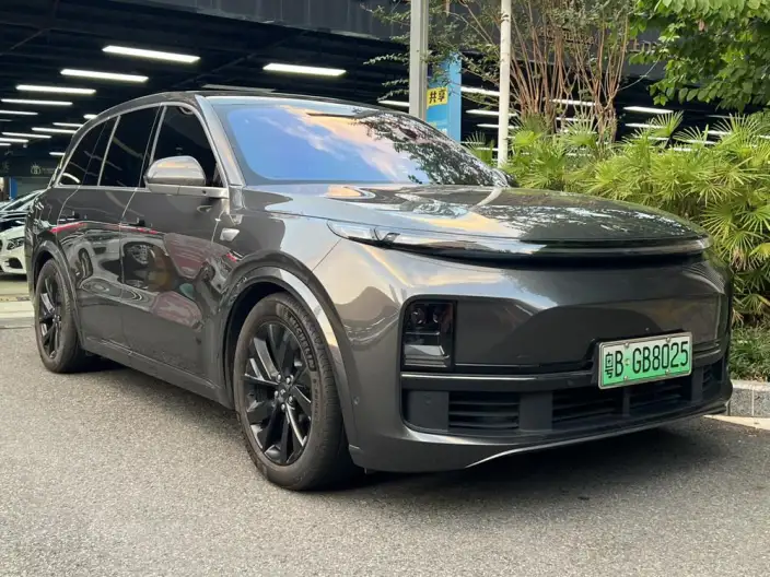 Li Auto L8 2023 Model Pro Edition