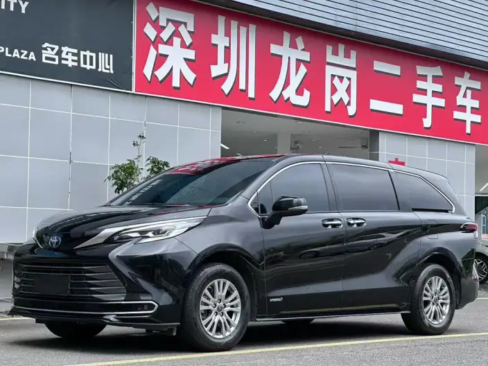 Toyota Sienna 2021 Model 2.5L Hybrid Premium Edition – фото 1