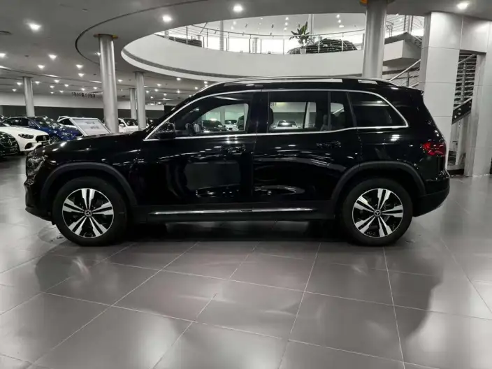 Mercedes-Benz GLB 2024 Model GLB 200 Dynamic Model