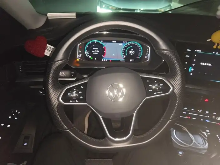 Volkswagen Passat 2023 Model 330TSI Starry sky Premium Edition – фото 7