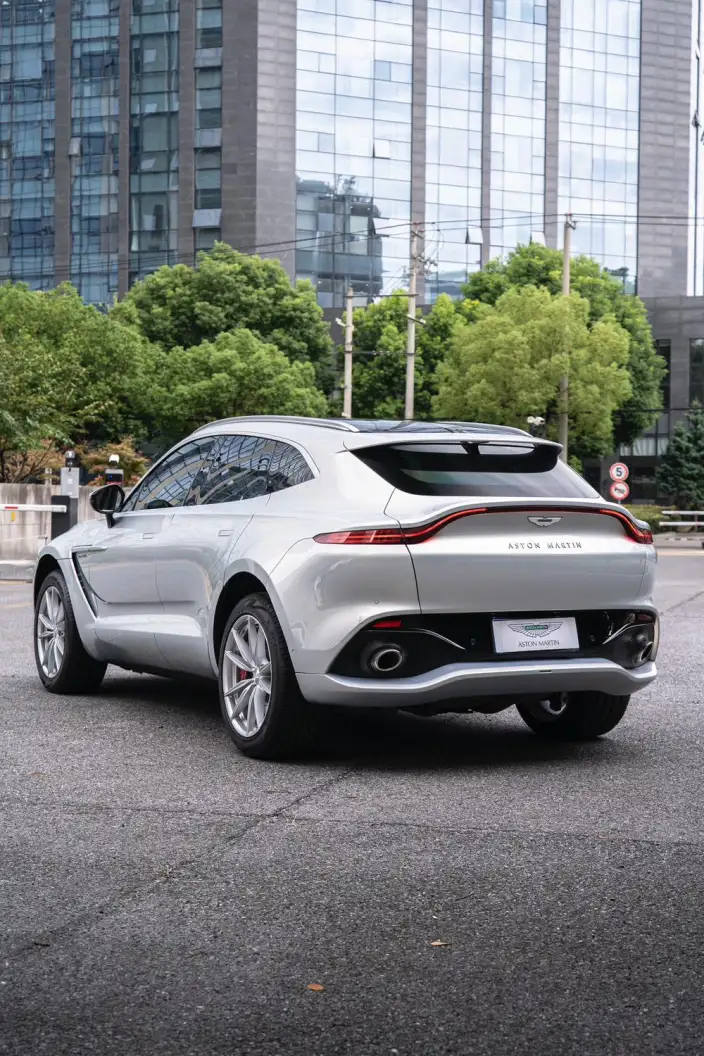 Aston Martin DBX 2024 Model 3.0T STRAIGHT SIX – фото 5