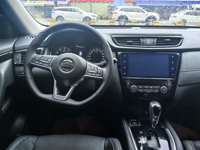 Nissan X-Trail 2022 2.0L 2WD SmartLink Premium – фото 6