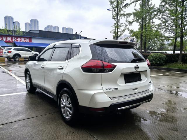 Nissan X-Trail 2022 2.0L 2WD SmartLink Premium – фото 9