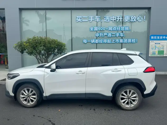 Toyota Corolla Cross 2022 Model 2.0L Pioneer Edition – фото 3