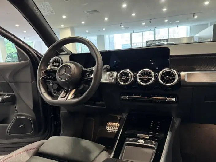 Mercedes-Benz GLB AMG 2024 Model AMG GLB 35 4MATIC – фото 6