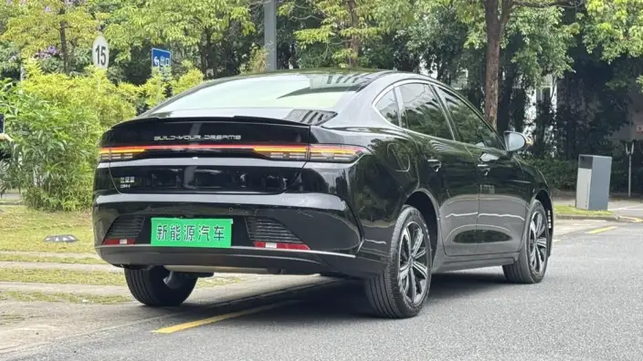 BYD Destroyer 05 2024 Model Honor Edition DM-i 120KM Luxury Model – фото 7