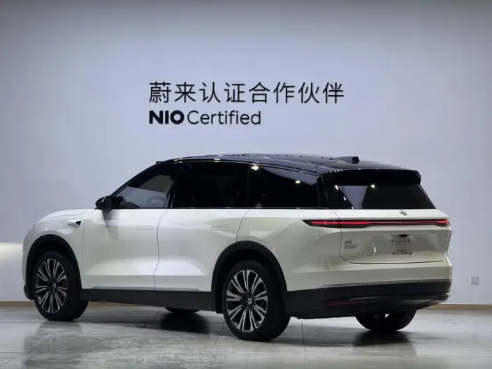 NIO ES8 2023 Model 75kWh Executive Edition – фото 5