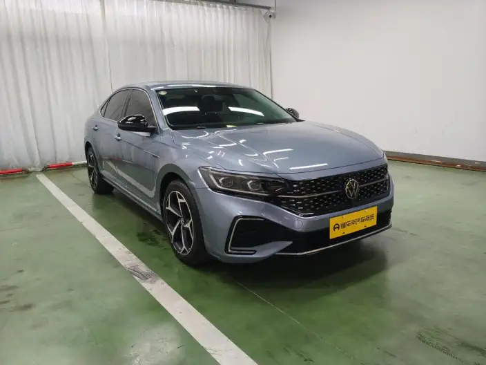 Volkswagen Passat 2023 Model 330TSI Starry sky Premium Edition – фото 3
