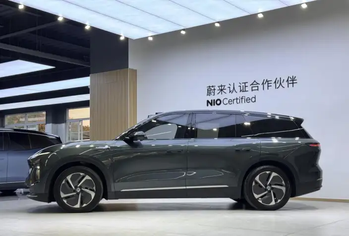 NIO ES8 2023 Model 75kWh – фото 4