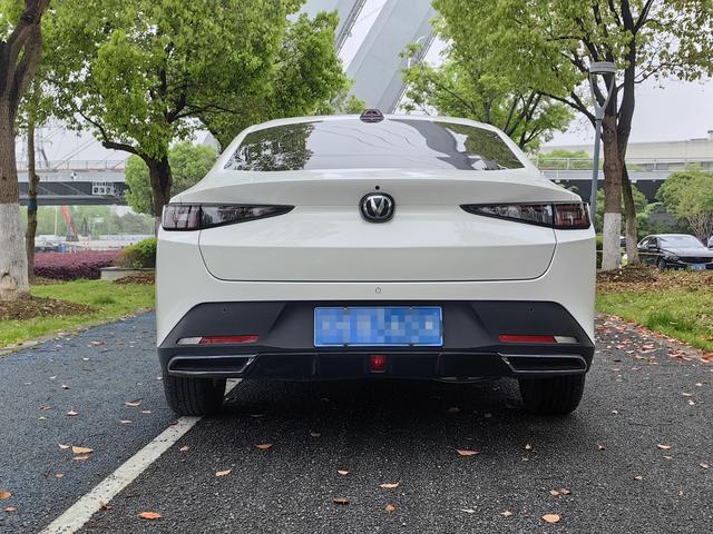 Changan Yida 2023 1.5T GDI Automatic Premium – фото 5