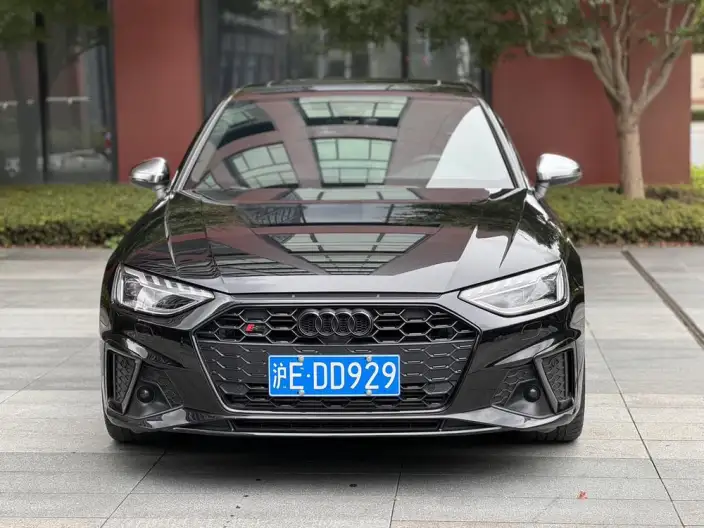 Audi S4 2023 Model 3.0TFSI – фото 2