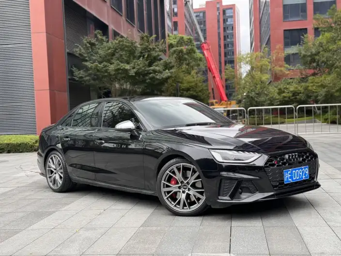 Audi S4 2023 Model 3.0TFSI – фото 3