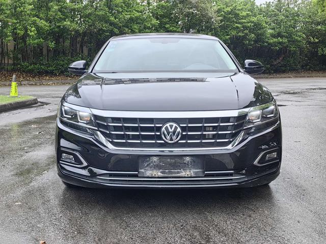 Volkswagen Passat 2019 330TSI Elite China V I – фото 2