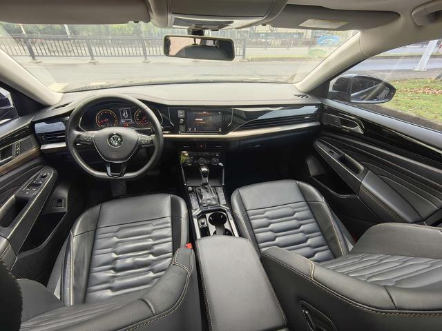 Volkswagen Passat 2019 330TSI Elite China V I – фото 9