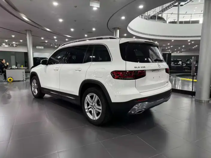 Mercedes-Benz GLB 2023 Model GLB 200 Dynamic Model – фото 5