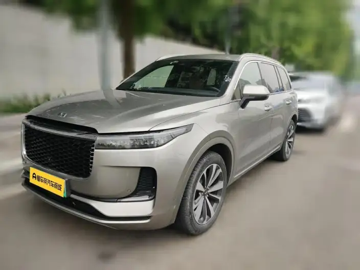 Li Auto ONE 2021 Model Extended Range 6 seat Edition – фото 1