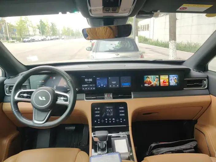 Li Auto ONE 2021 Model Extended Range 6 seat Edition – фото 5
