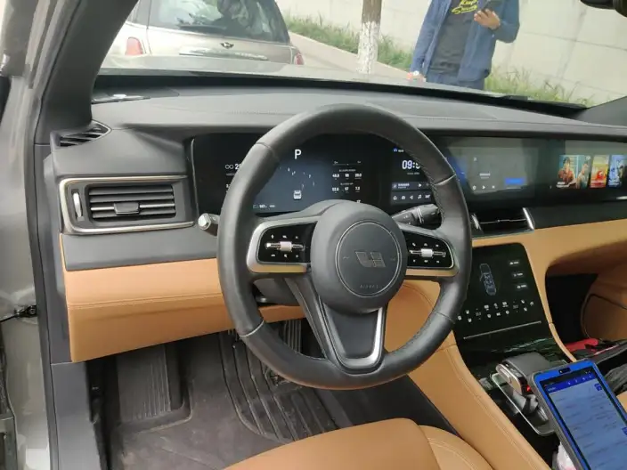 Li Auto ONE 2021 Model Extended Range 6 seat Edition – фото 7