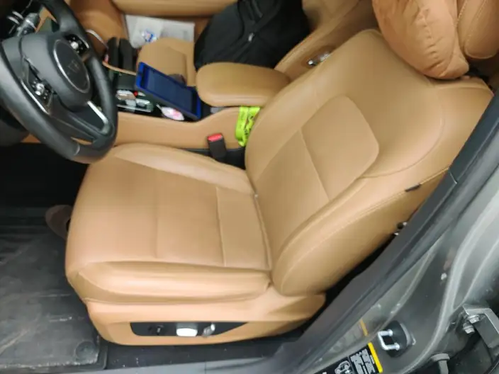 Li Auto ONE 2021 Model Extended Range 6 seat Edition – фото 10