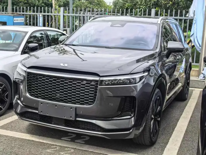 Li Auto ONE 2021 Model Extended Range 6 seat Edition – фото 1