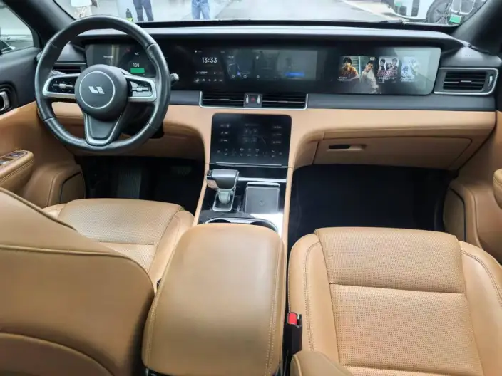 Li Auto ONE 2021 Model Extended Range 6 seat Edition – фото 7