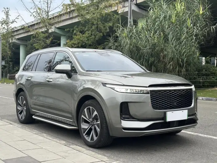 Li Auto ONE 2021 Model Extended Range 6 seat Edition – фото 3